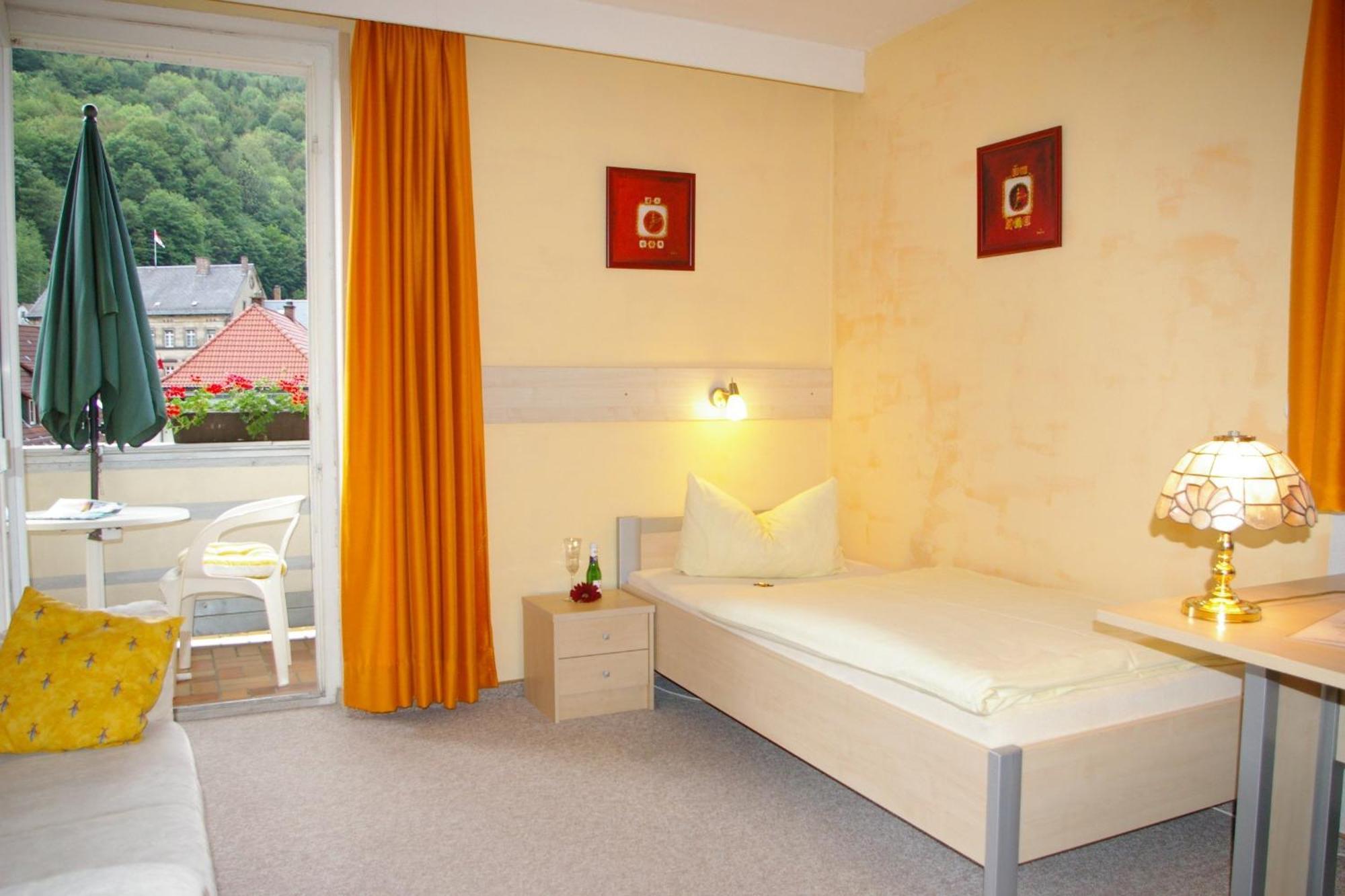 Hotel Heissinger Bad Berneck im Fichtelgebirge Zewnętrze zdjęcie